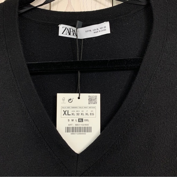 New!  Zara_V-Neck Cardigan - Picture 3 of 11